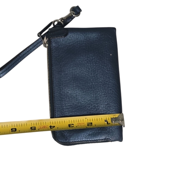 Coach wallet double zipper with dust bag - Picture 13 of 17